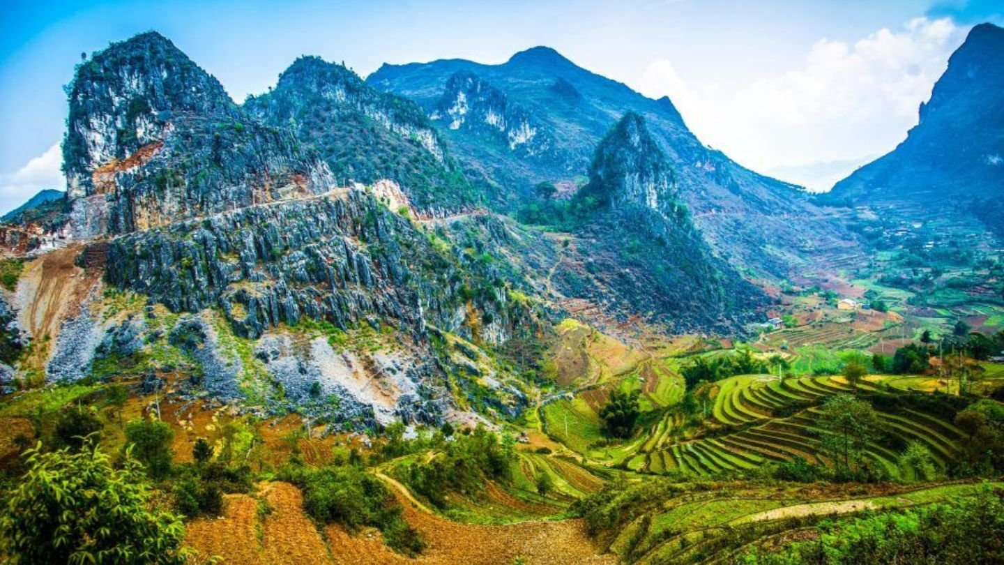 North Vietnam Hiking Tour 12 Day Itinerary
